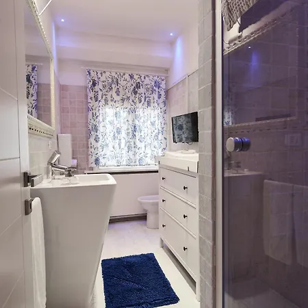 아파트 Attico Di Piazza Cima 코넬리아노