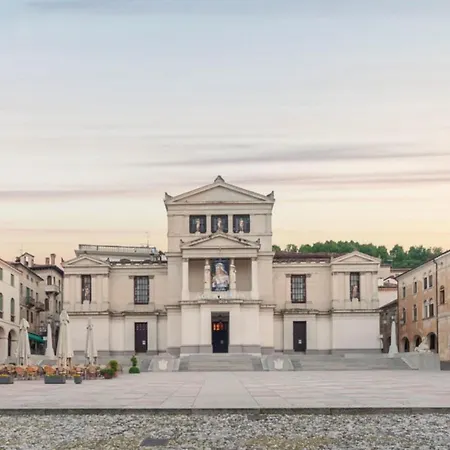 아파트 Attico Di Piazza Cima *