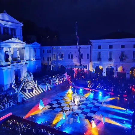 Lejlighed Attico Di Piazza Cima Conegliano