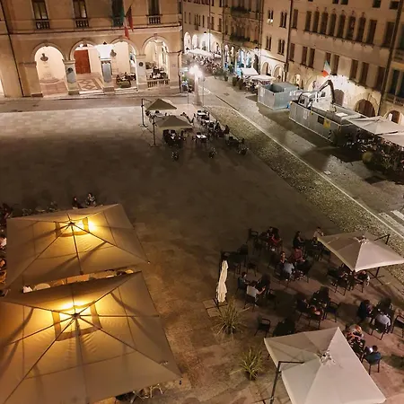 아파트 Attico Di Piazza Cima 코넬리아노