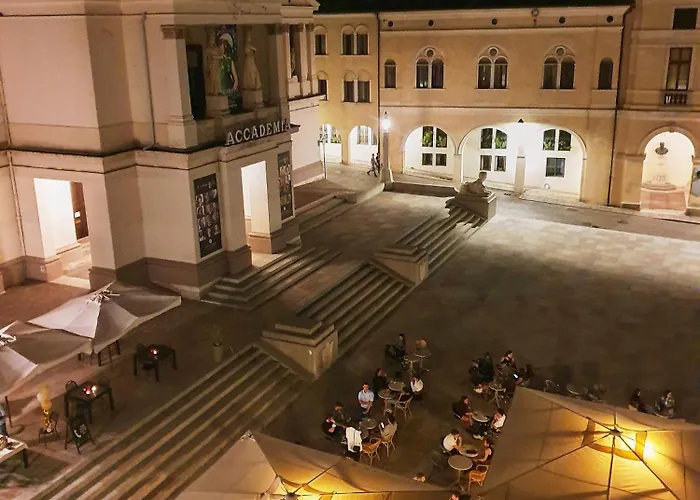 Daire Attico Di Piazza Cima