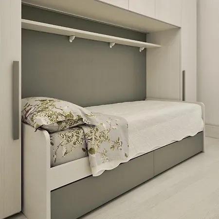 Attico Di Piazza Cima Apartamento